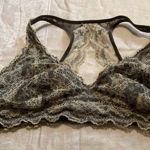 Felina size medium lacy brallette charcoal and cream colors.